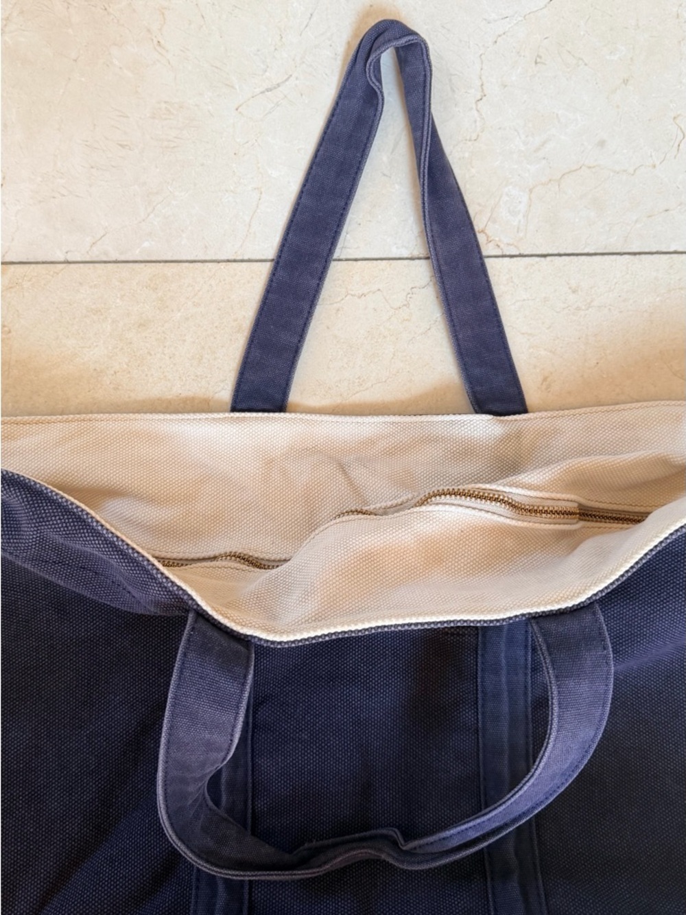 Tory Burch Navy Canvas Tote with White Logo Accent beach tote bag 21X15X7 - Picture 6 of 10